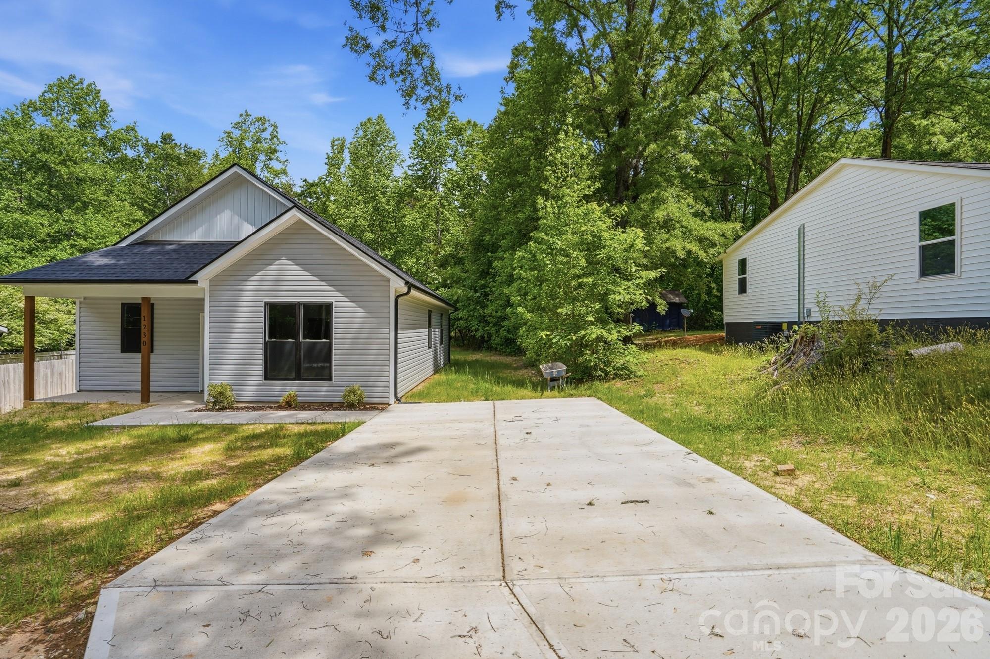 1230 Wilmington Avenue Statesville NC 28677