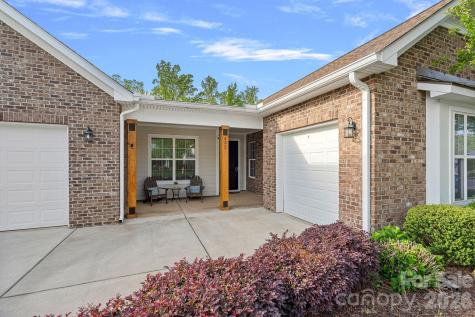 432 Granite Lake Court Denver NC 28307