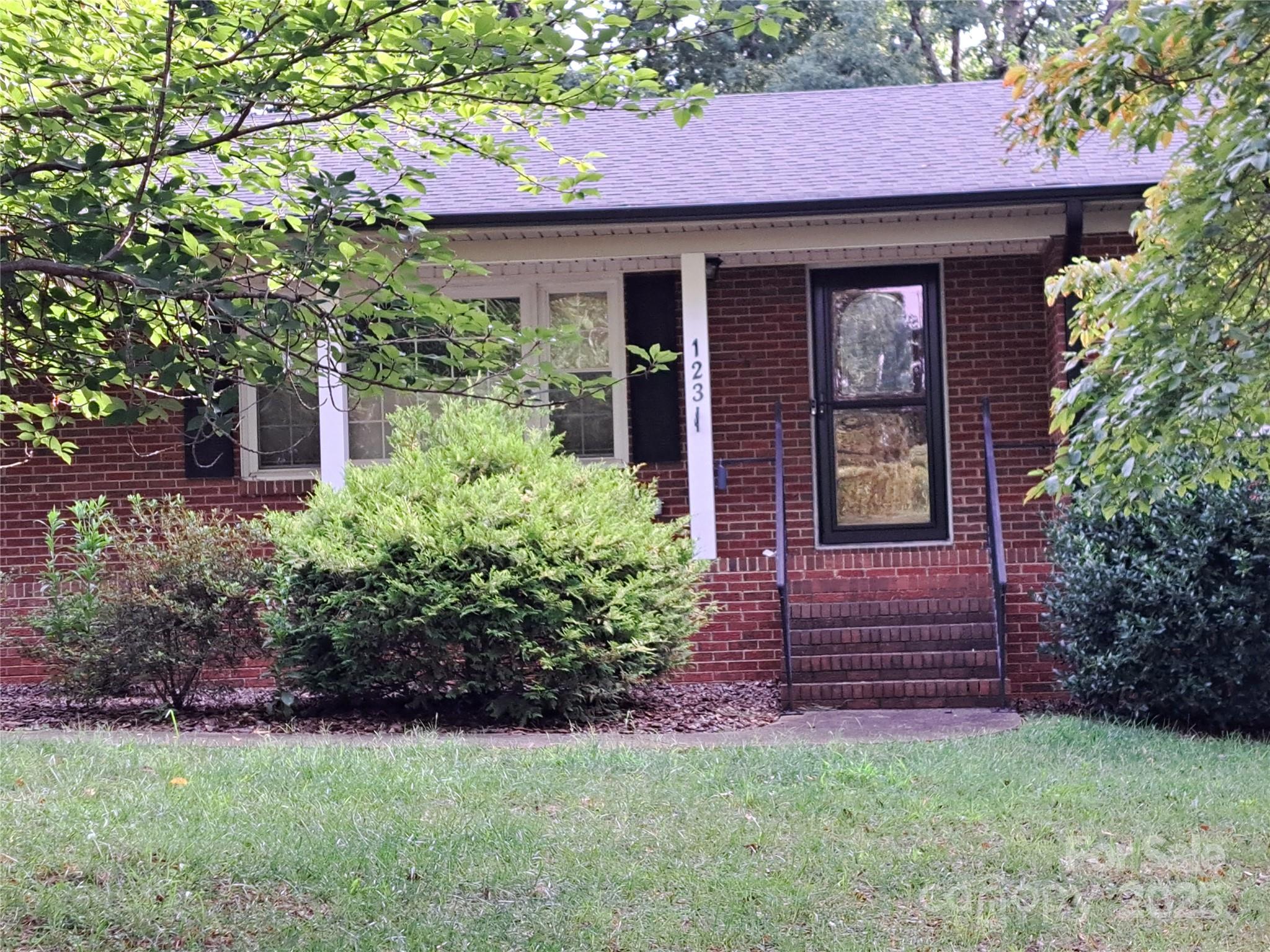 123 Softwind Lane Concord NC 28025