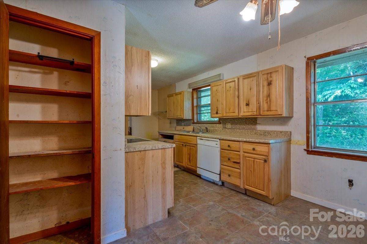 156 Old Sweetwater Road Robbinsville NC 28771