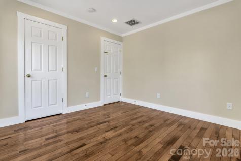 116 Unaka Avenue Asheville NC 28803