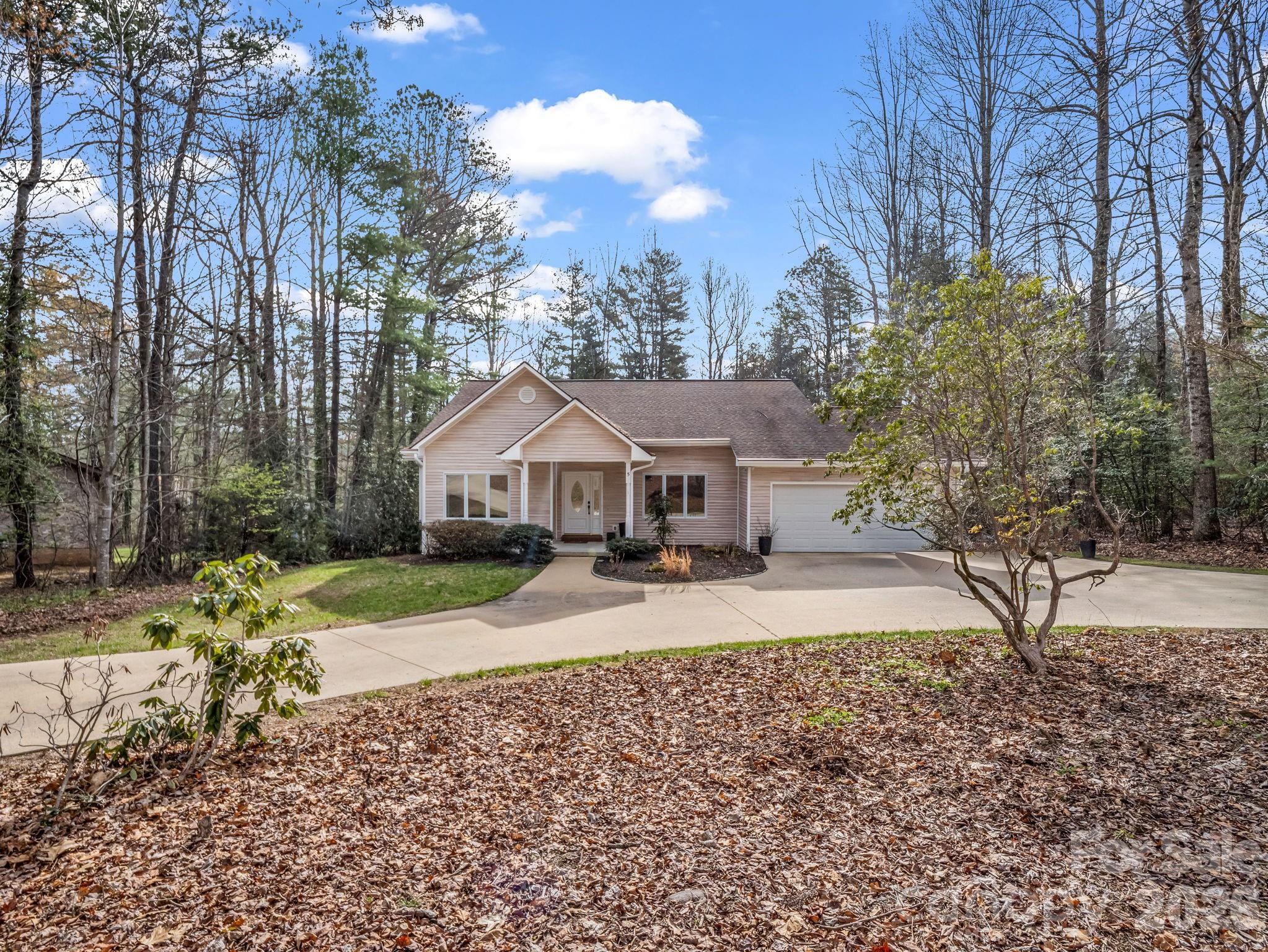 5 Hearthstone Lane Flat Rock NC 28731