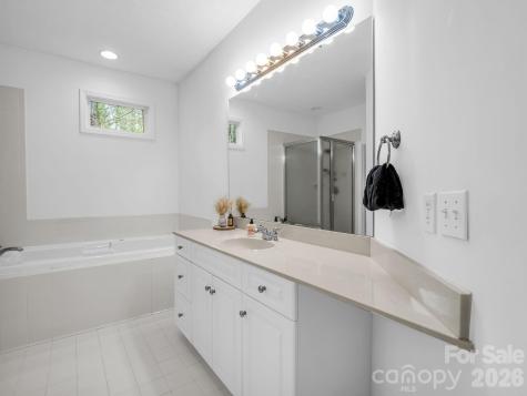5 Hearthstone Lane Flat Rock NC 28731