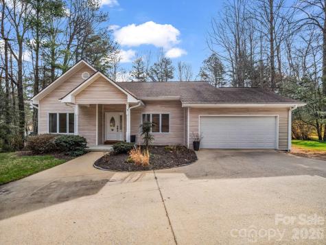 5 Hearthstone Lane Flat Rock NC 28731