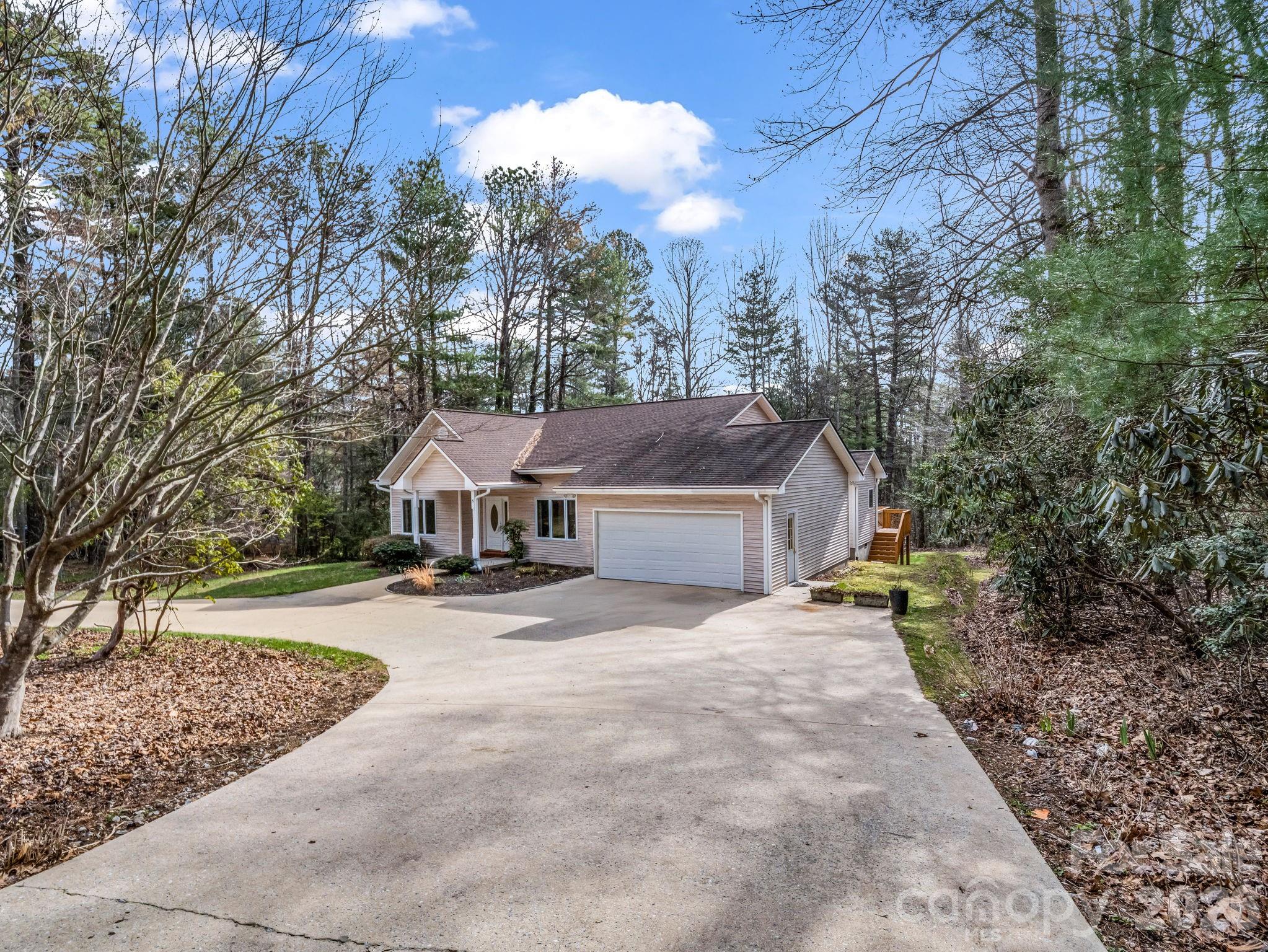 5 Hearthstone Lane Flat Rock NC 28731