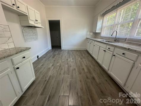 4028 Leo Street Winston Salem NC 27105