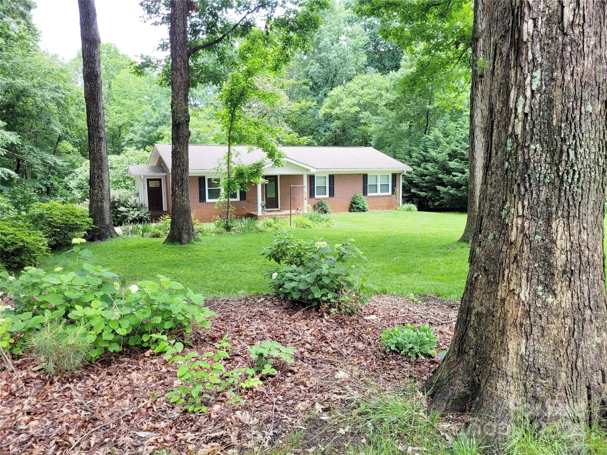 828 Fieldstone Road Mooresville NC 28115