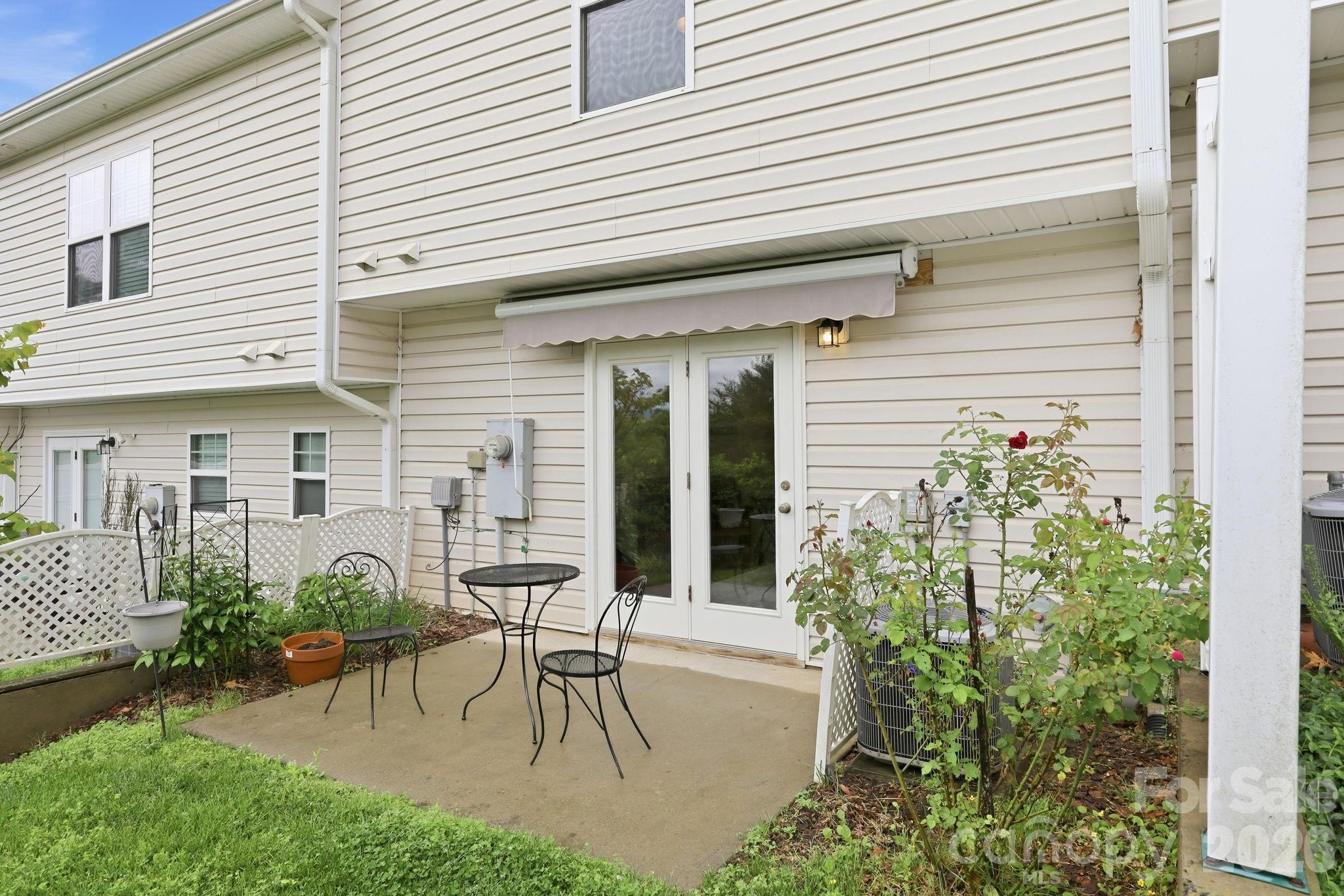 11 Athena Avenue Weaverville NC 28787