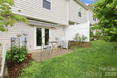 11 Athena Avenue Weaverville NC 28787