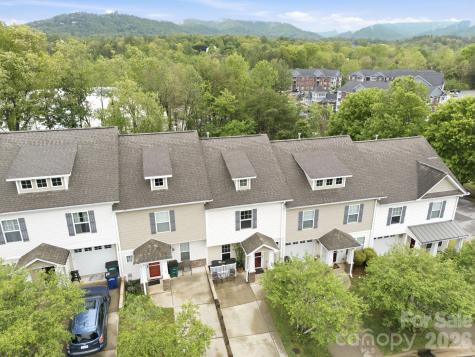 11 Athena Avenue Weaverville NC 28787