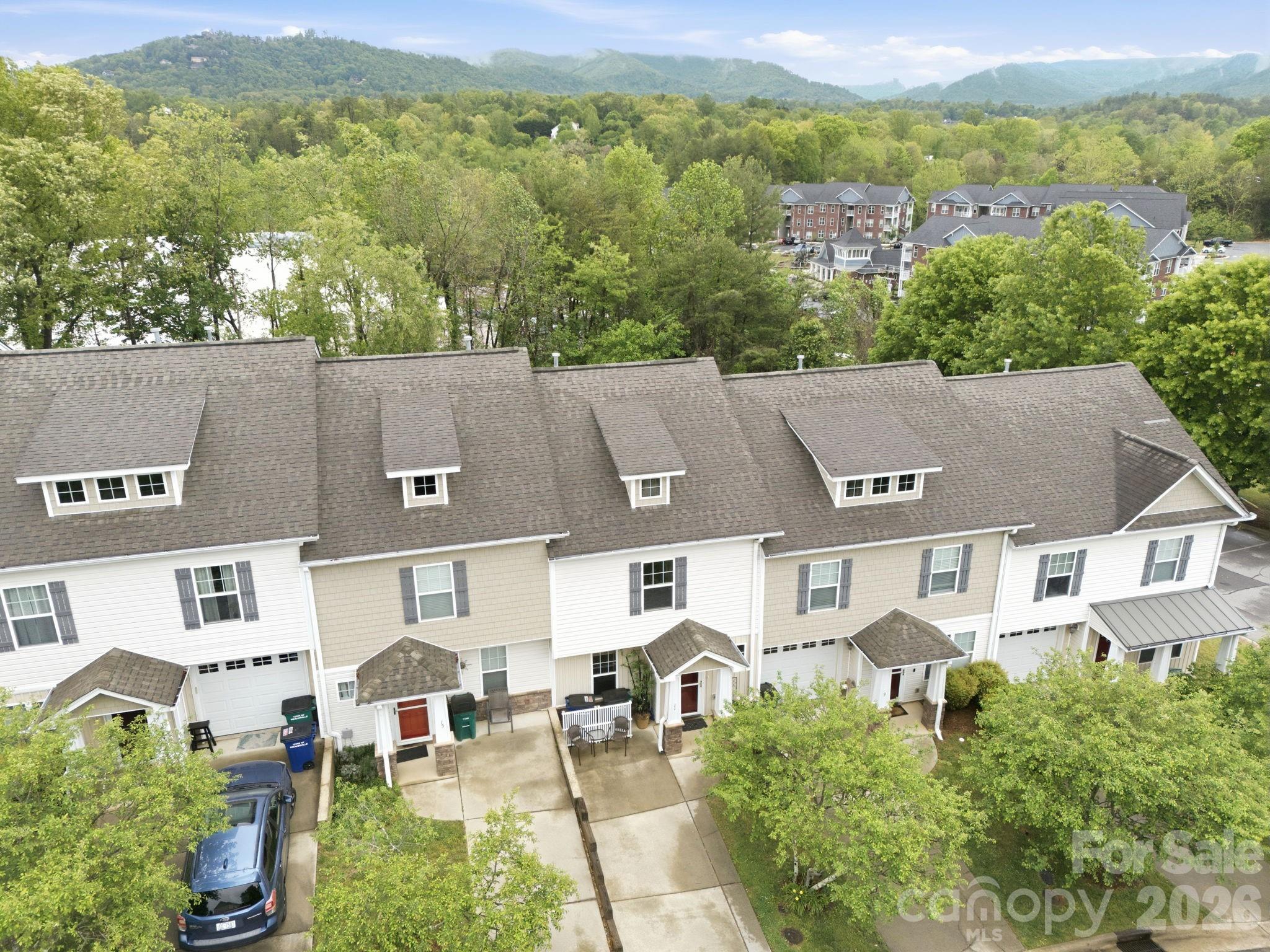 11 Athena Avenue Weaverville NC 28787
