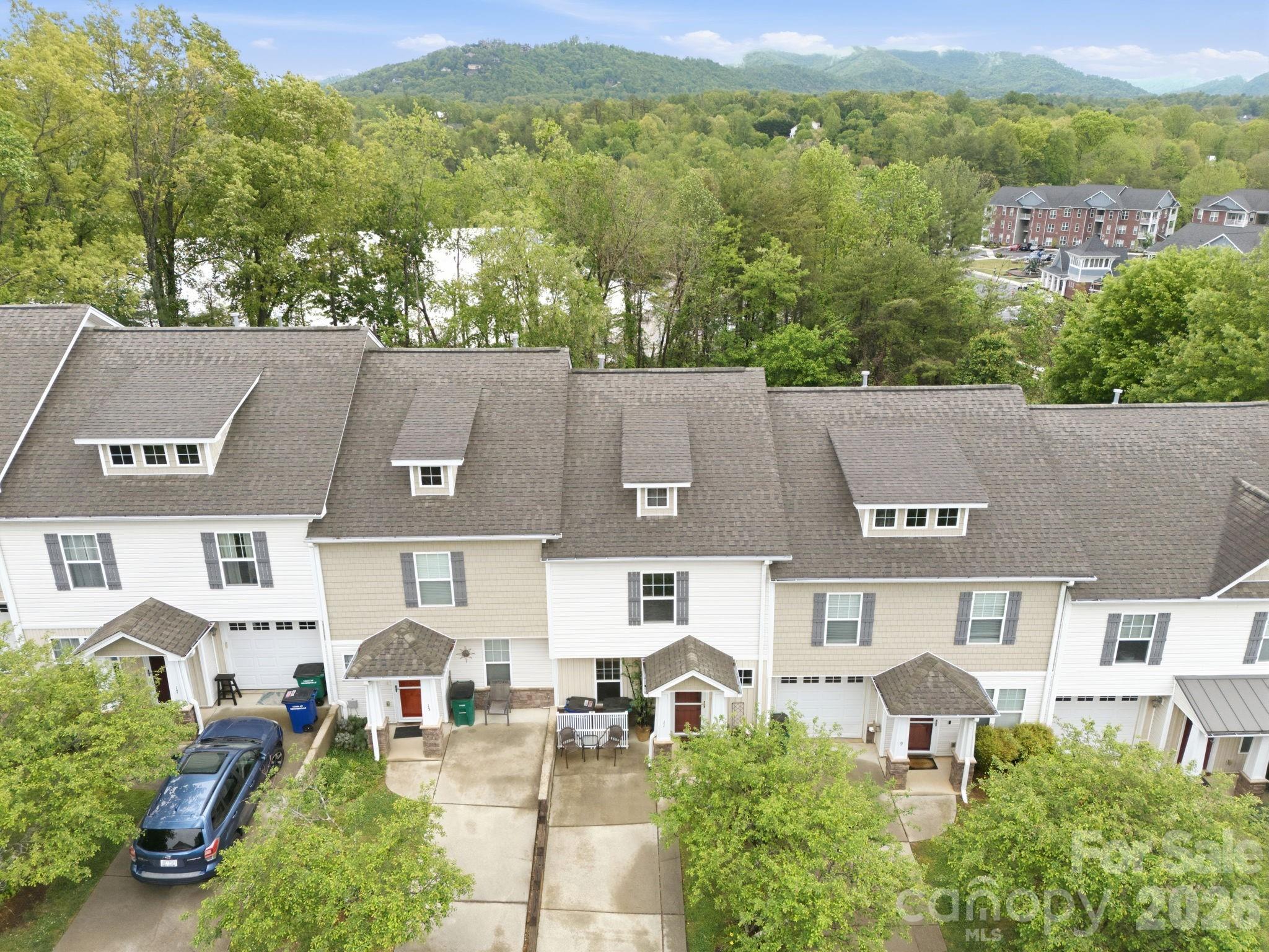 11 Athena Avenue Weaverville NC 28787
