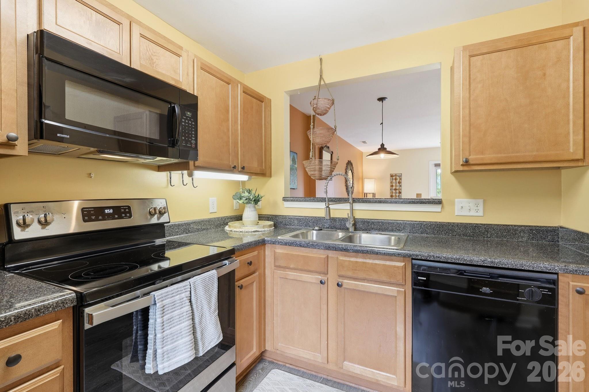 11 Athena Avenue Weaverville NC 28787