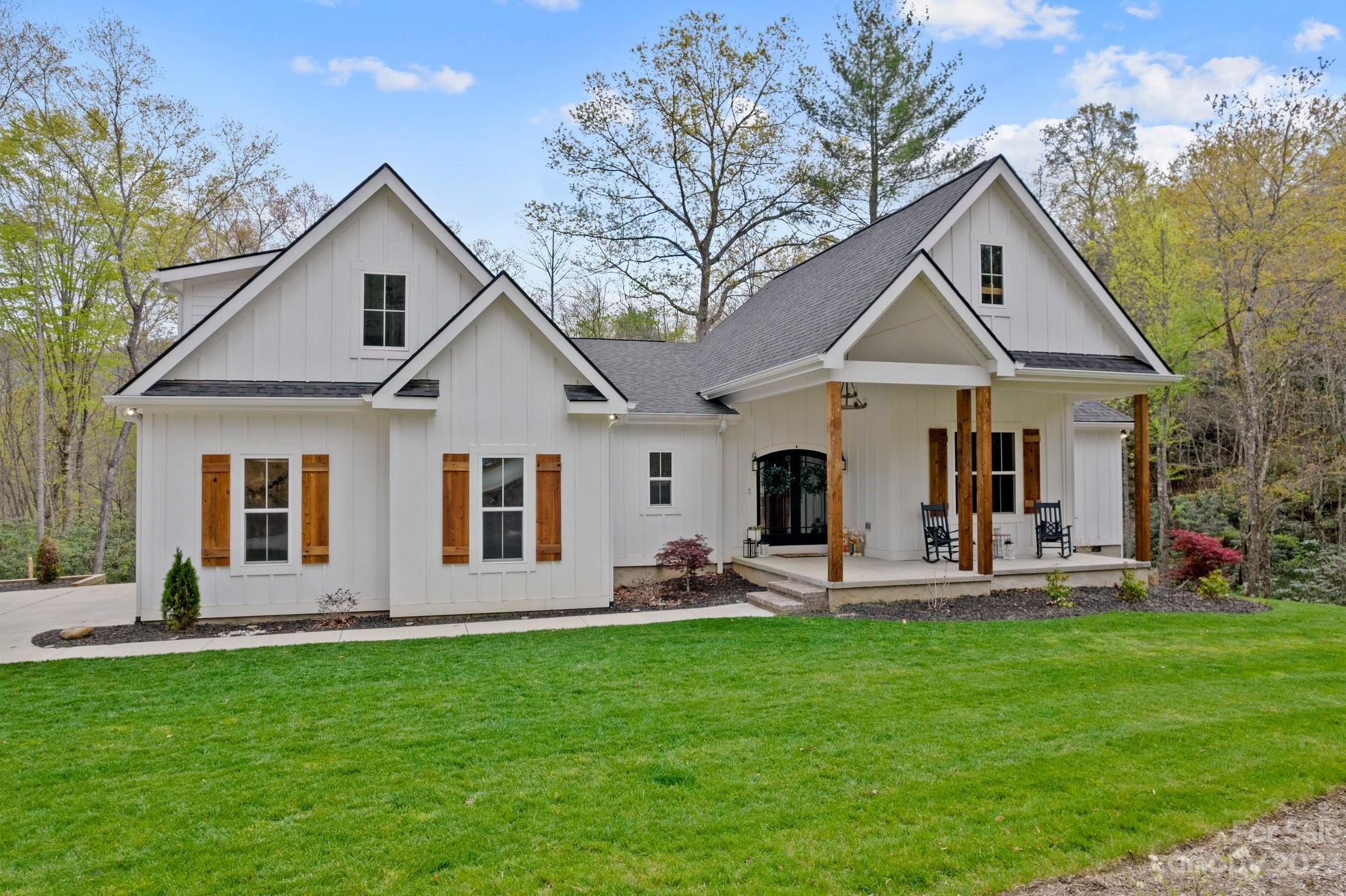 240 Falling Leaves Lane Hendersonville NC 28792