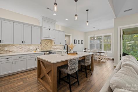 240 Falling Leaves Lane Hendersonville NC 28792