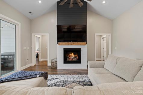240 Falling Leaves Lane Hendersonville NC 28792