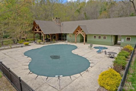 240 Falling Leaves Lane Hendersonville NC 28792