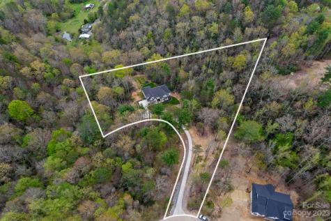 240 Falling Leaves Lane Hendersonville NC 28792