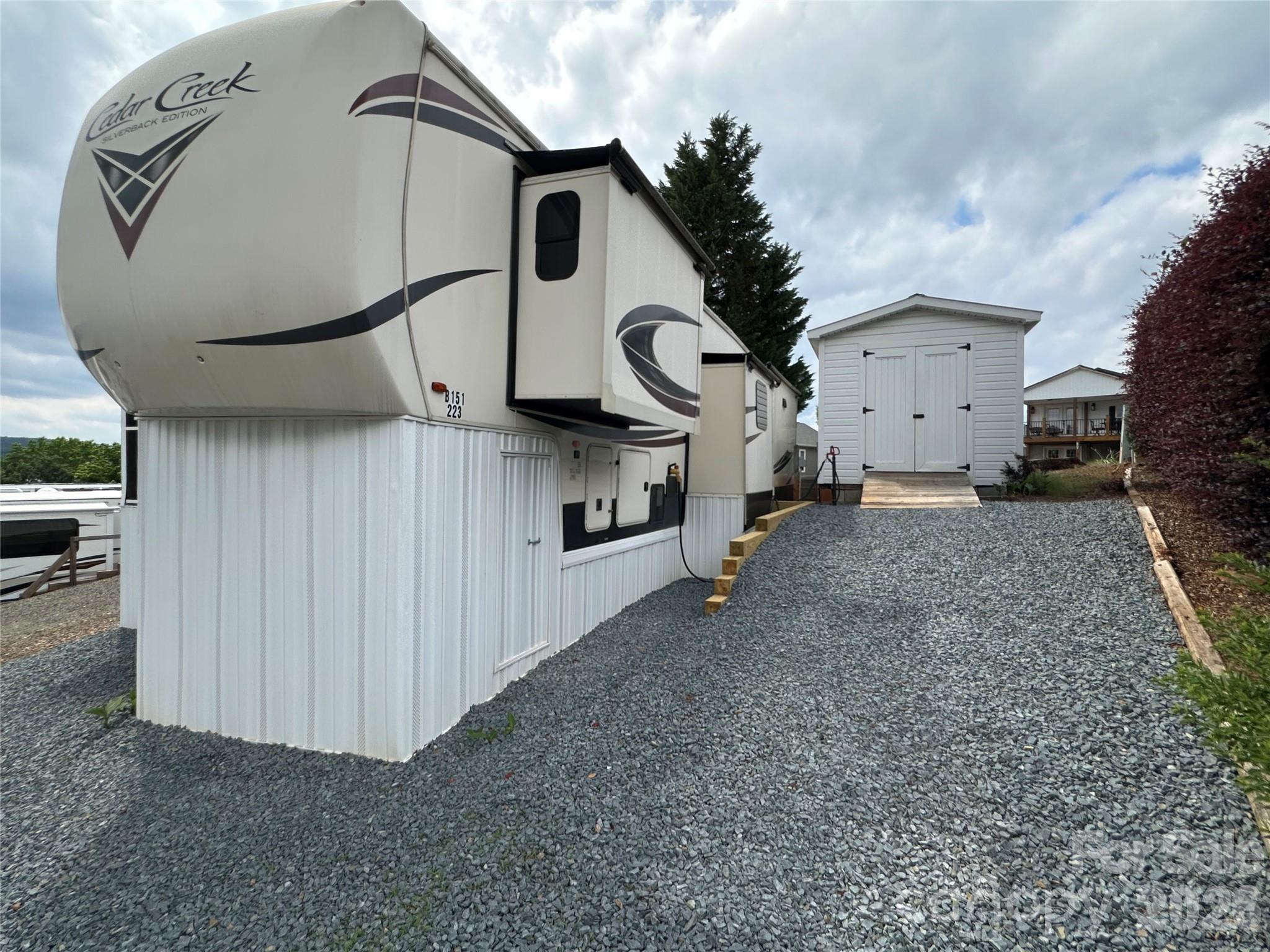 223 Grand View Drive New London NC 28127