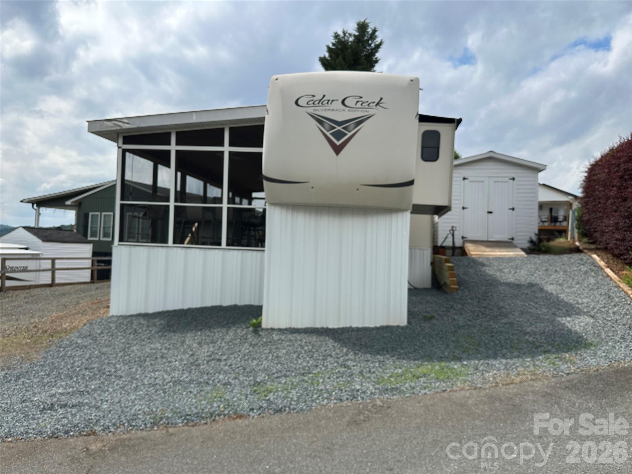 223 Grand View Drive New London NC 28127