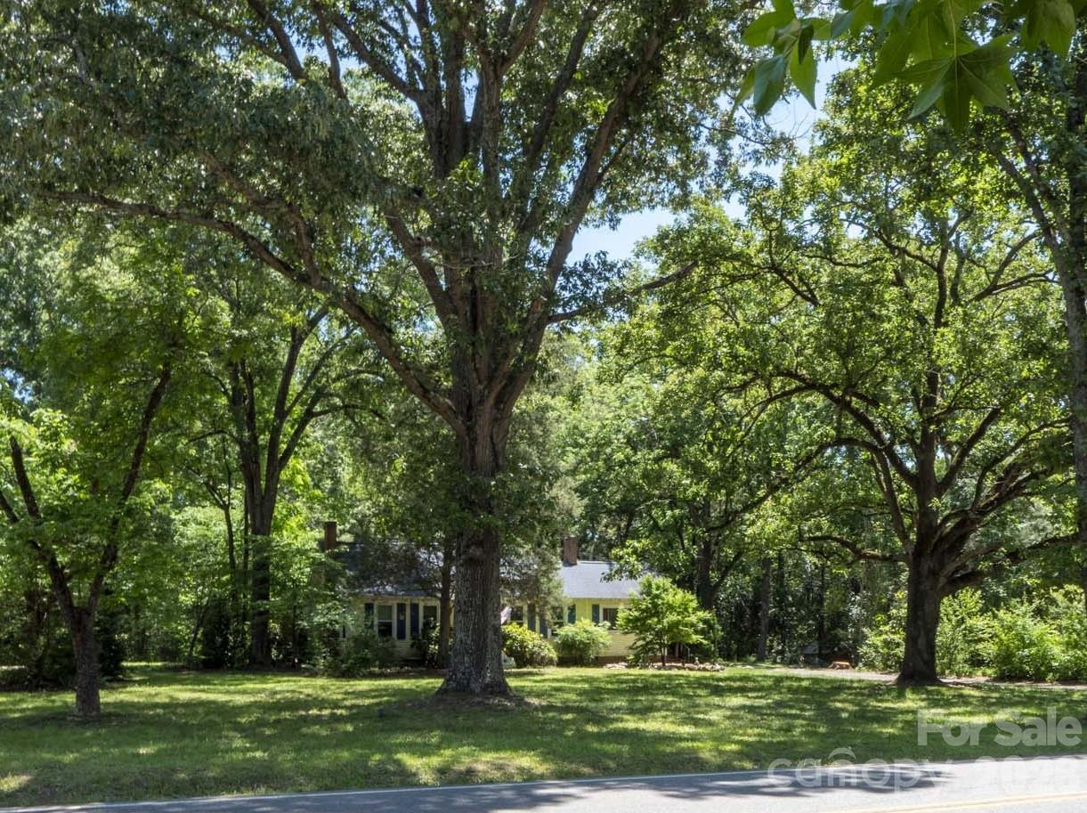 5219 Crow Road Mineral Springs NC 28112