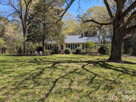 5219 Crow Road Mineral Springs NC 28112