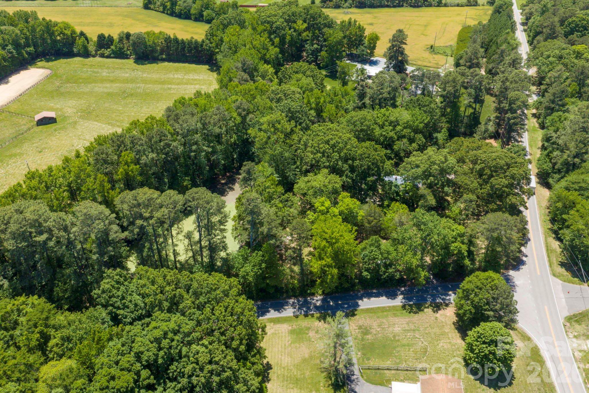 5219 Crow Road Mineral Springs NC 28112