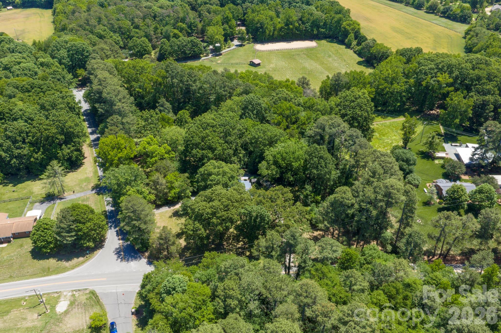 5219 Crow Road Mineral Springs NC 28112