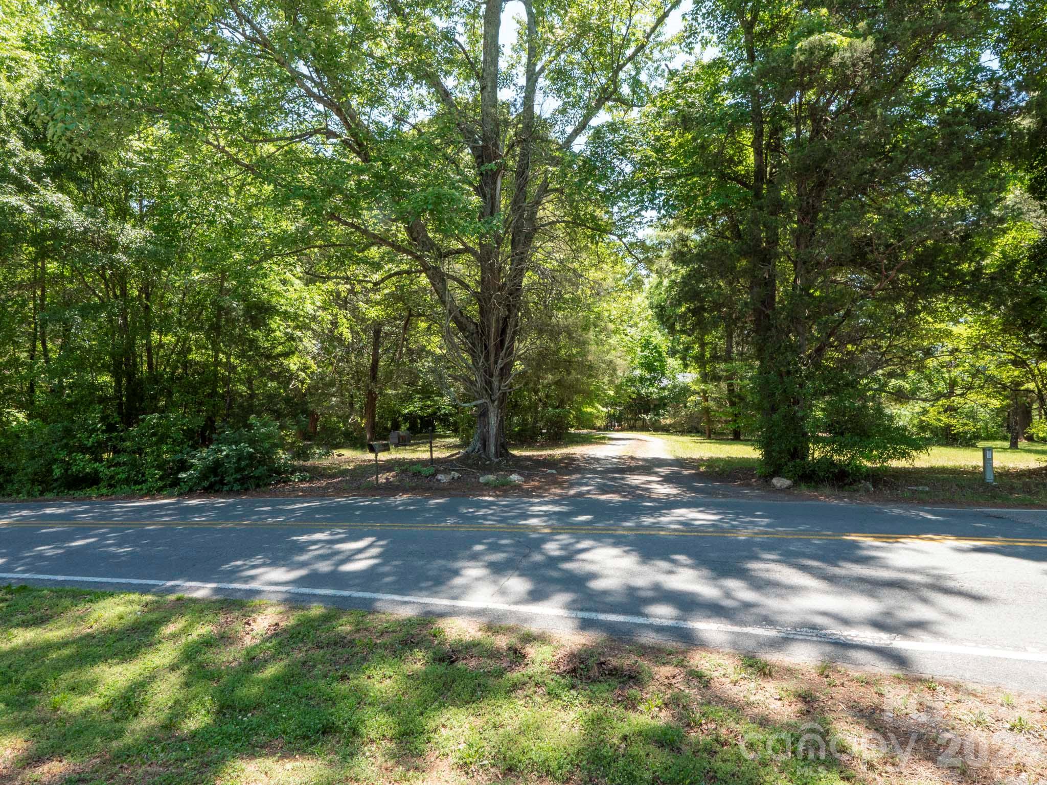 5219 Crow Road Mineral Springs NC 28112