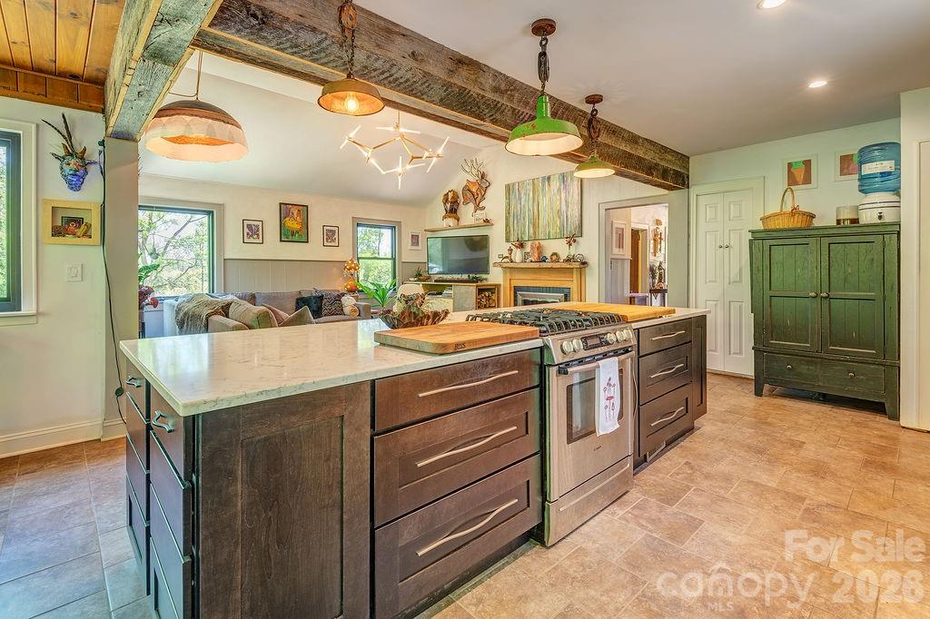 10 Hillendale Road Asheville NC 28805