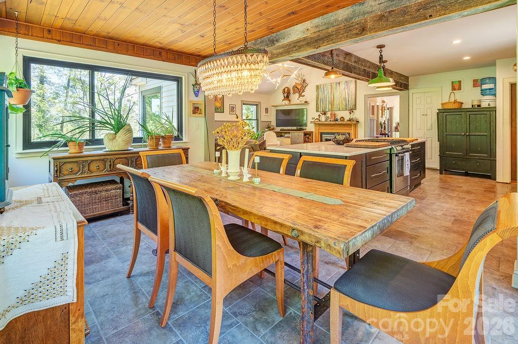 10 Hillendale Road Asheville NC 28805