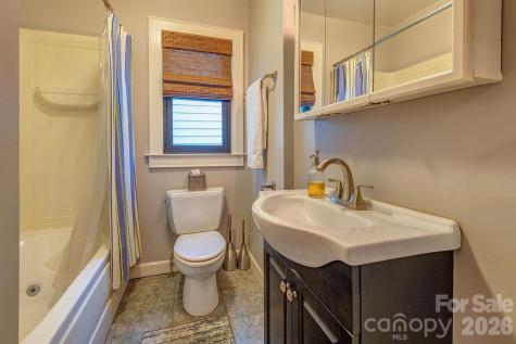 10 Hillendale Road Asheville NC 28805