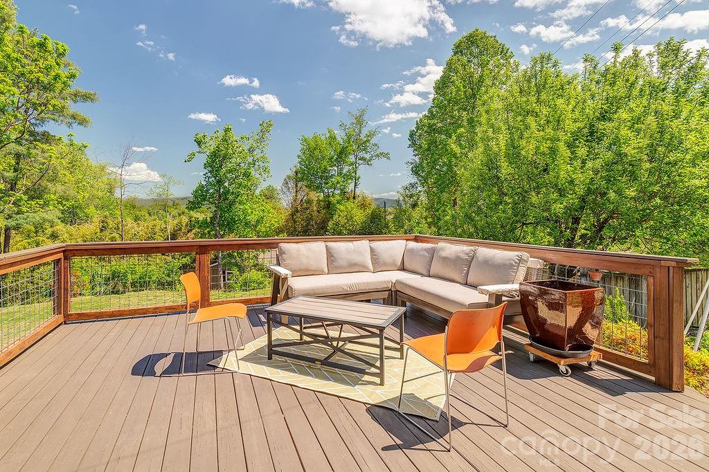 10 Hillendale Road Asheville NC 28805