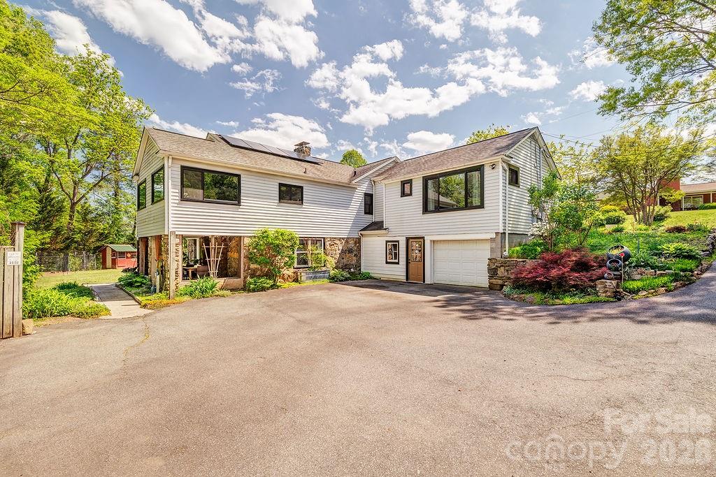 10 Hillendale Road Asheville NC 28805