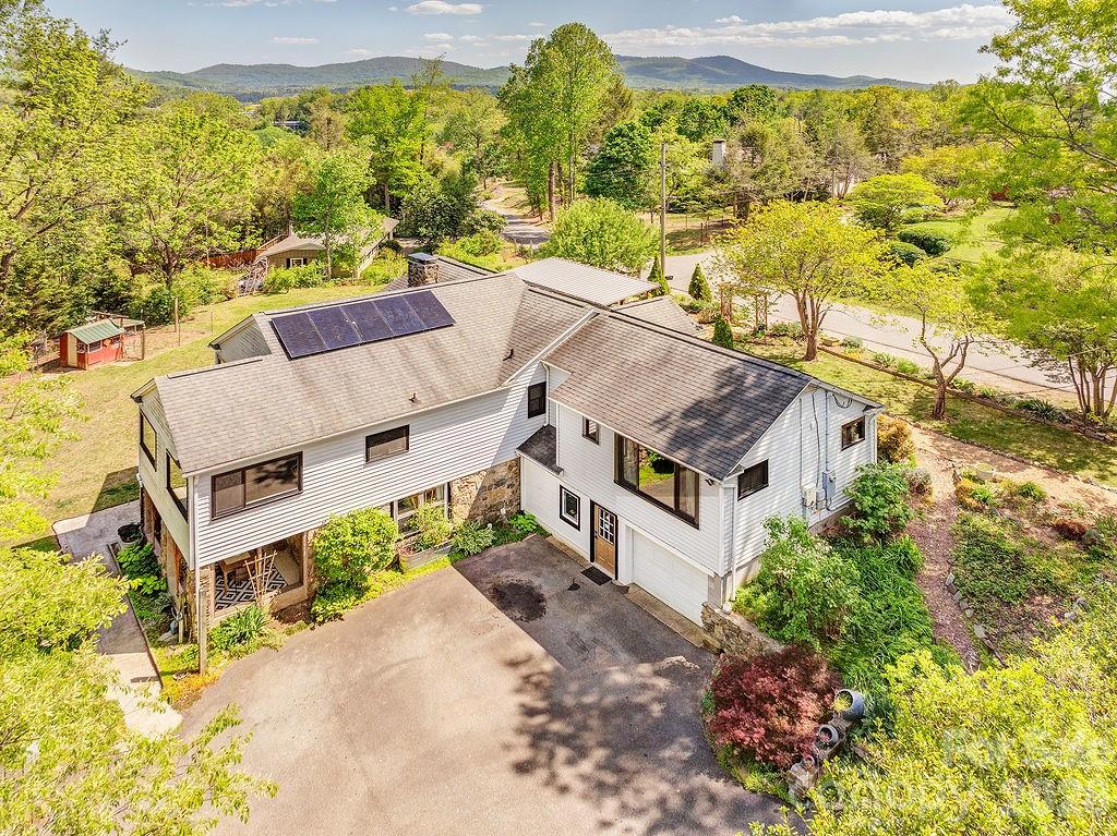 10 Hillendale Road Asheville NC 28805