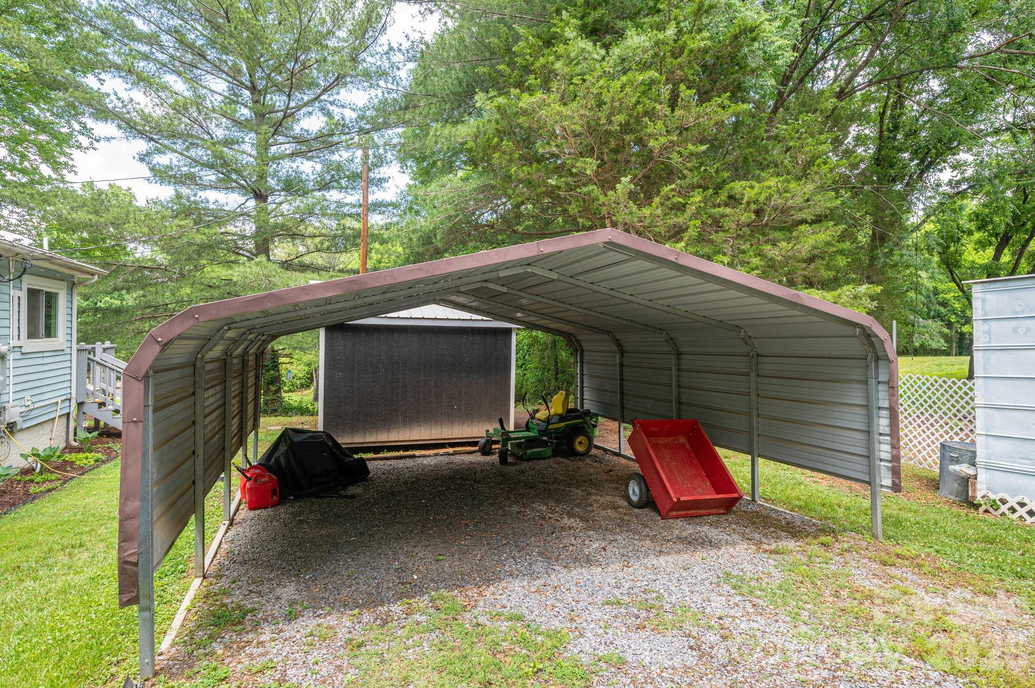 2002 Bill Lynch Road Lincolnton NC 28092
