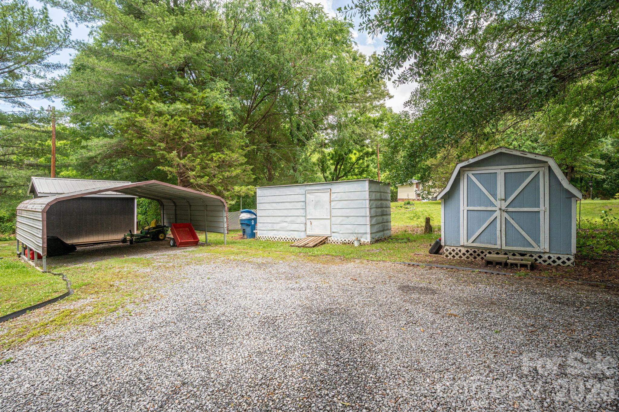 2002 Bill Lynch Road Lincolnton NC 28092