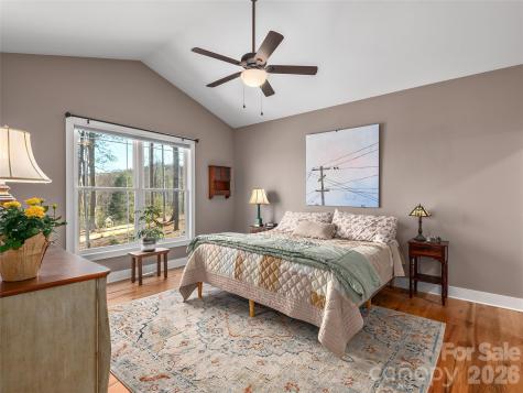 10 Starview Lane Hendersonville NC 28739