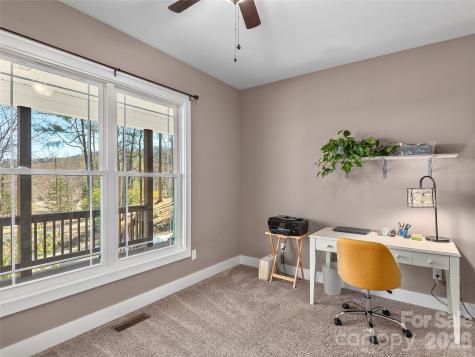 10 Starview Lane Hendersonville NC 28739