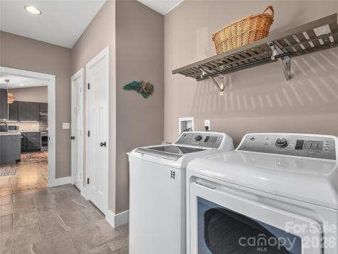 10 Starview Lane Hendersonville NC 28739