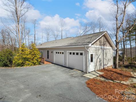 10 Starview Lane Hendersonville NC 28739