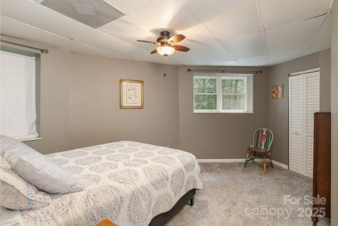 78 Bryant Road Swannanoa NC 28778