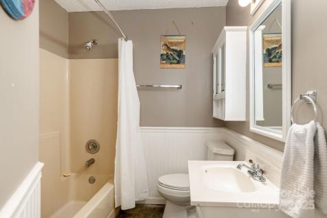 78 Bryant Road Swannanoa NC 28778
