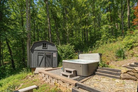 78 Bryant Road Swannanoa NC 28778