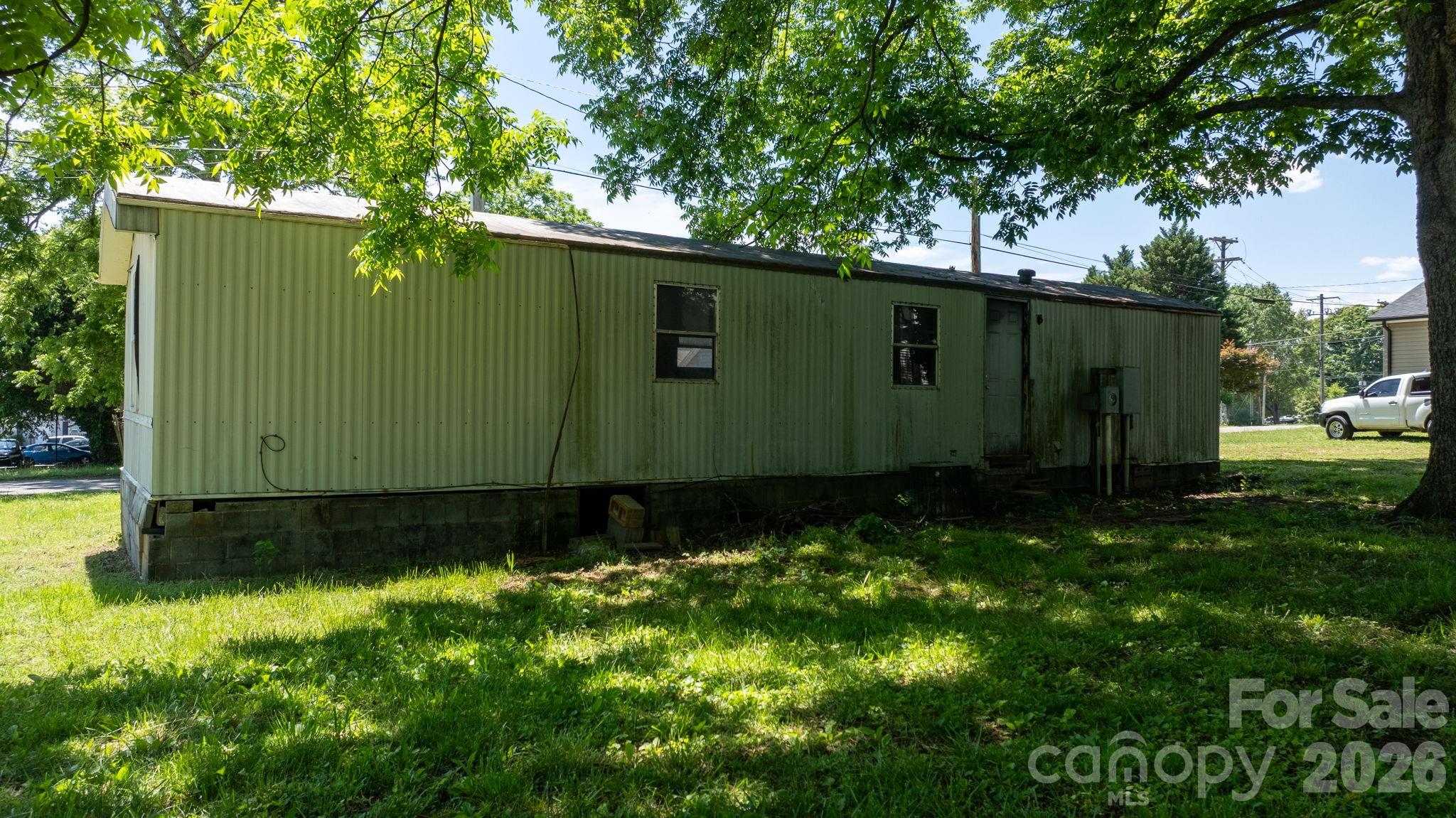 112 E 13th Street Newton NC 28658