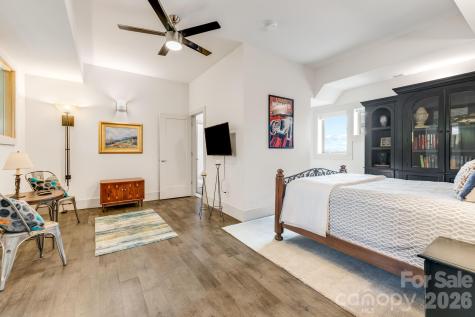 14 Sulphur Springs Road Asheville NC 28806