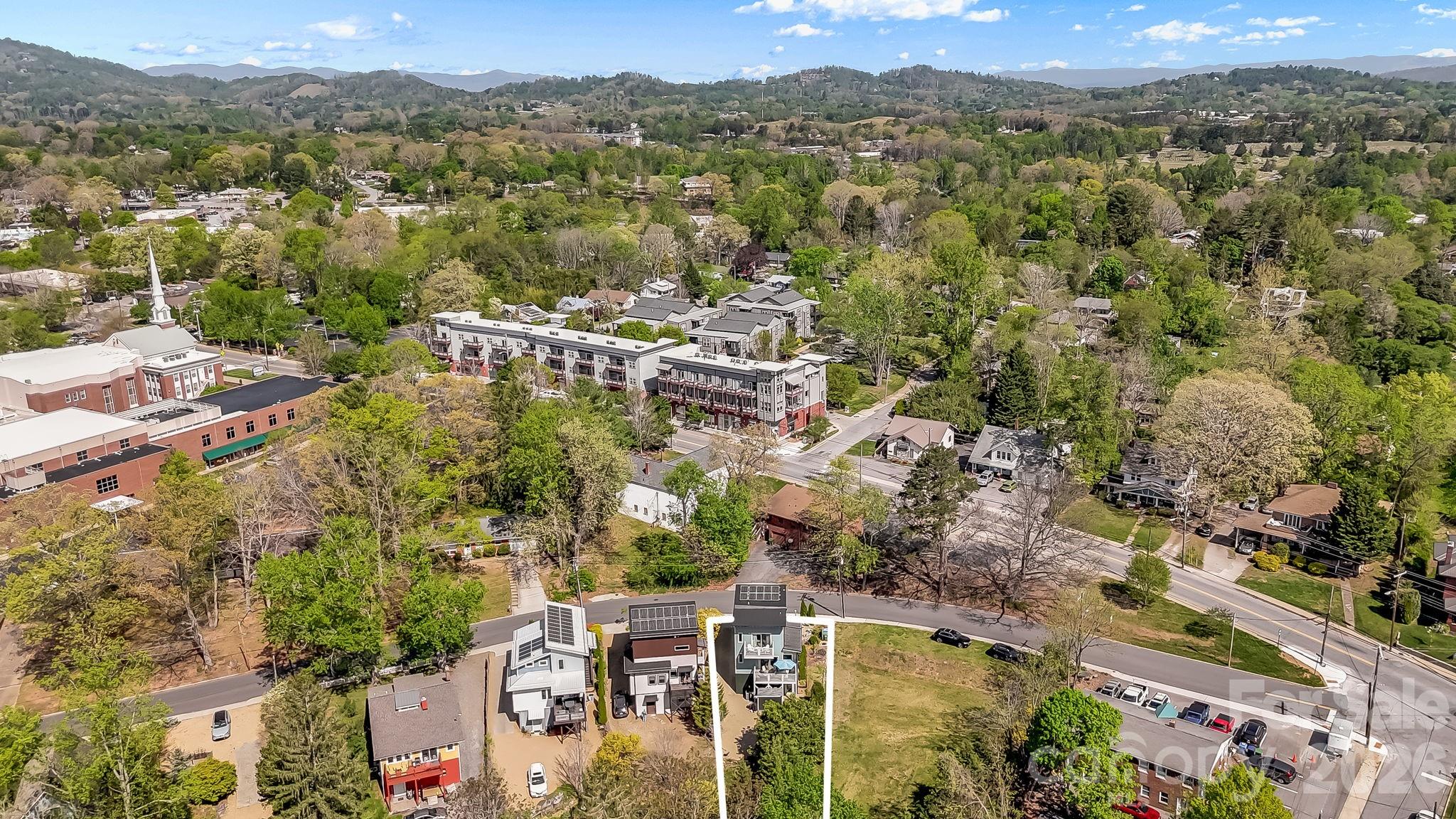 14 Sulphur Springs Road Asheville NC 28806