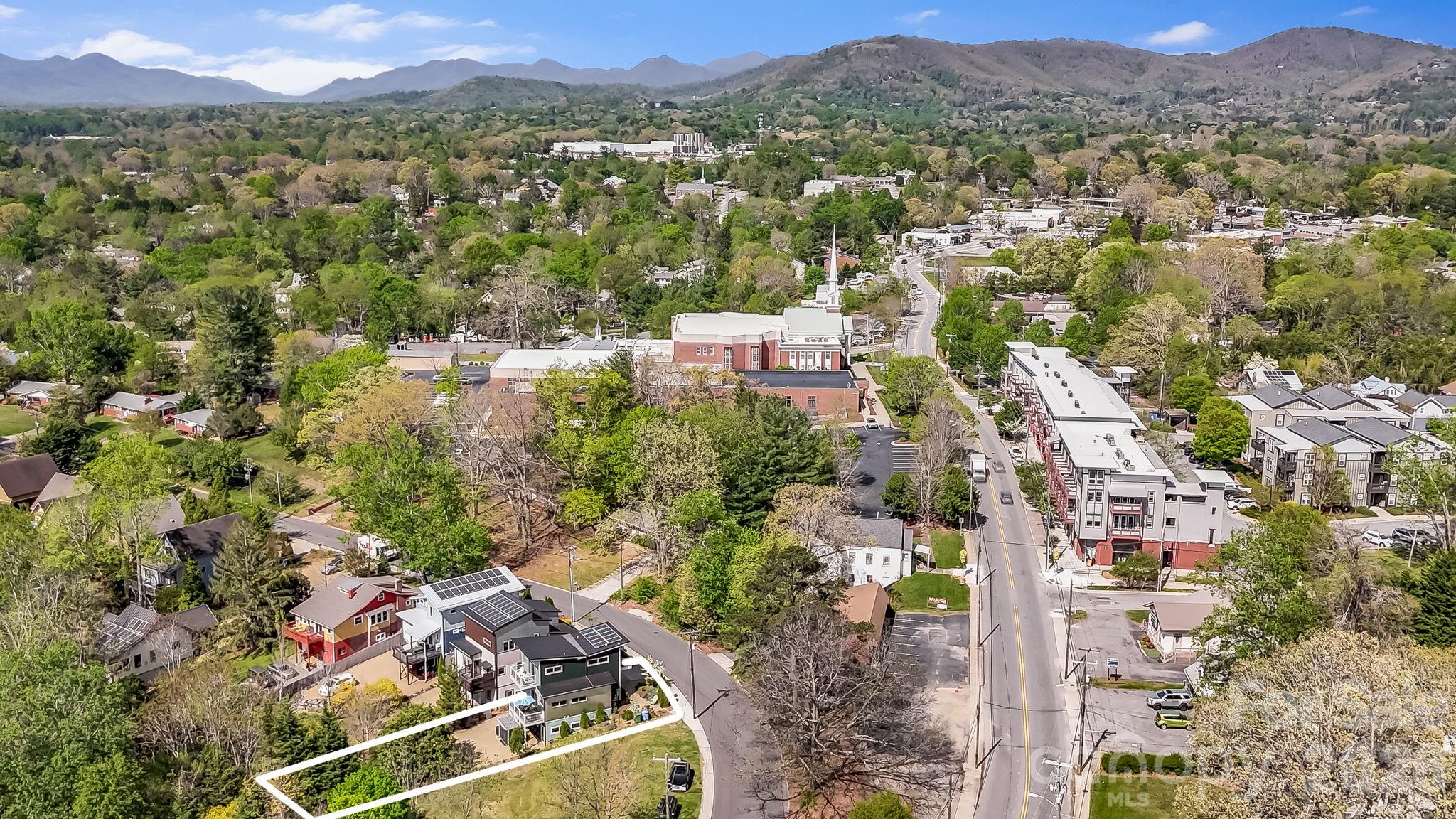 14 Sulphur Springs Road Asheville NC 28806