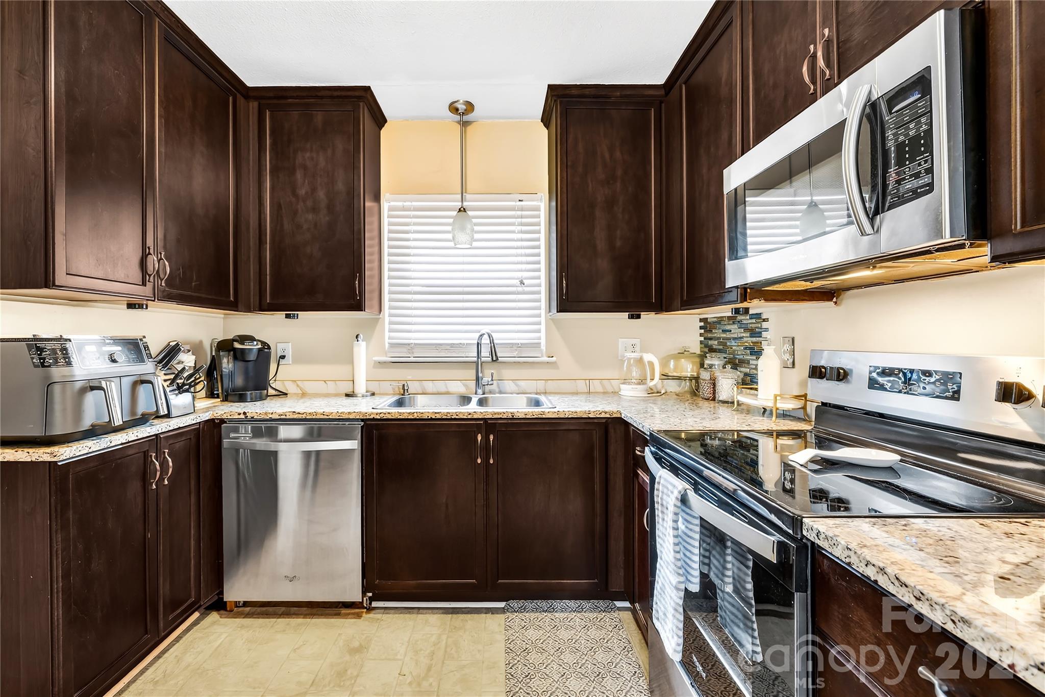145 Driftwood Drive Mooresville NC 28117
