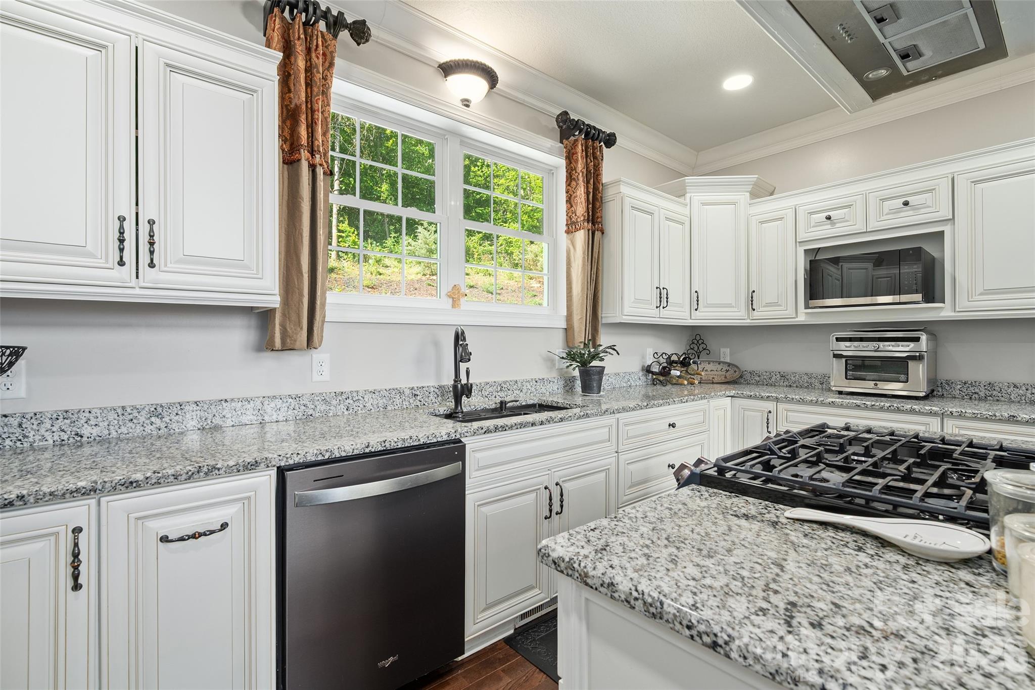 114 Nesting Ridge Waynesville NC 28785